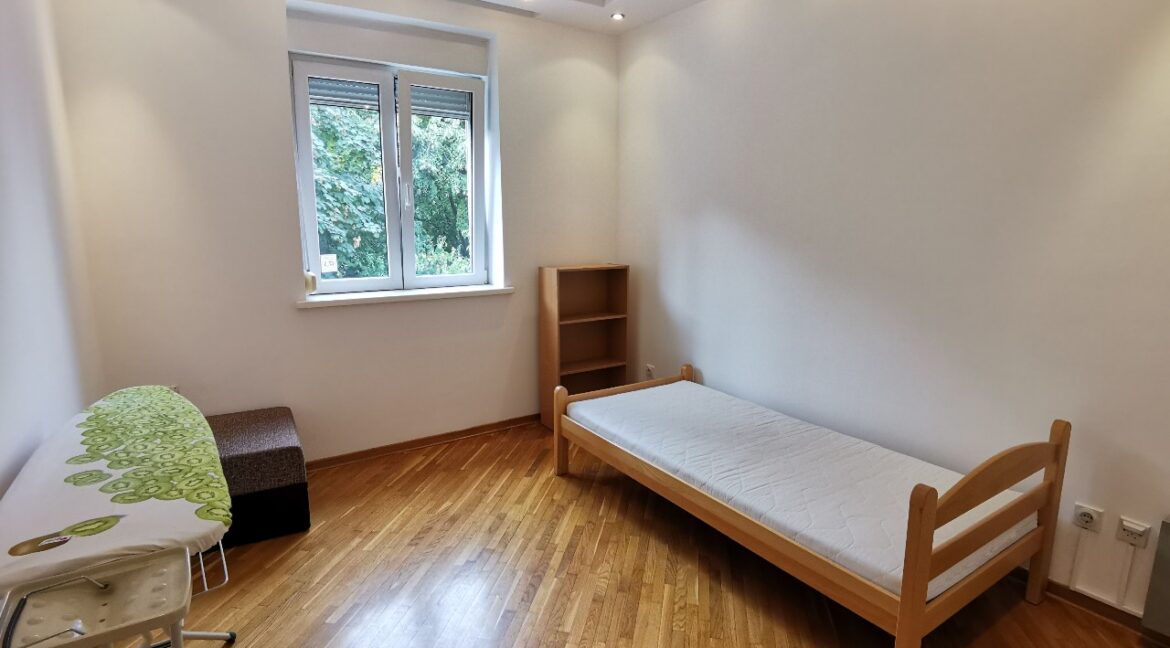Senjak 120sqm furnished apartment for rent (13)
